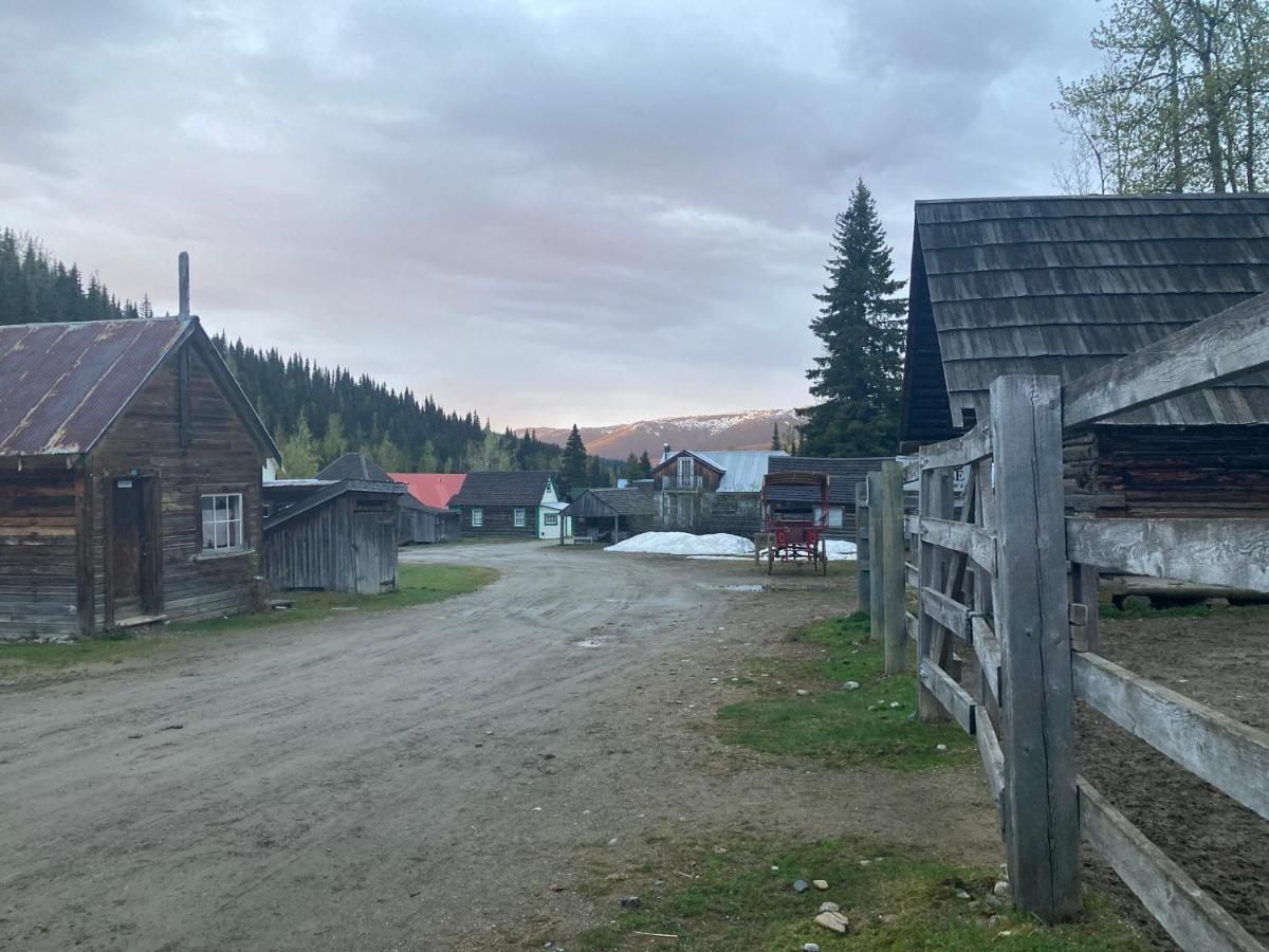 St. George Hotel Barkerville Exterior photo